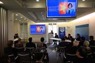 “岘港——未来的金融中心”座谈会在瑞士召开